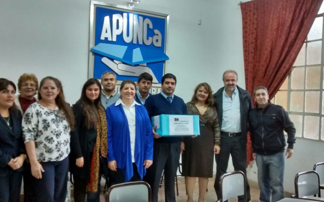 Donación de Libros en el Centro Cultural y Educativo