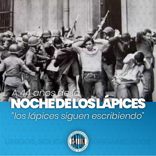 Desde la FATUN, nos unimos una vez más a la lucha, defendiendo la democracia en cada estamento de la historia reciente y recordando a las compañeras y compañeros desaparecidas/os durante un tiempo que no debe volver a repetirse. ¡NUNCA MÁS! CON MEMORIA, seguimos construyendo nuestra historia.